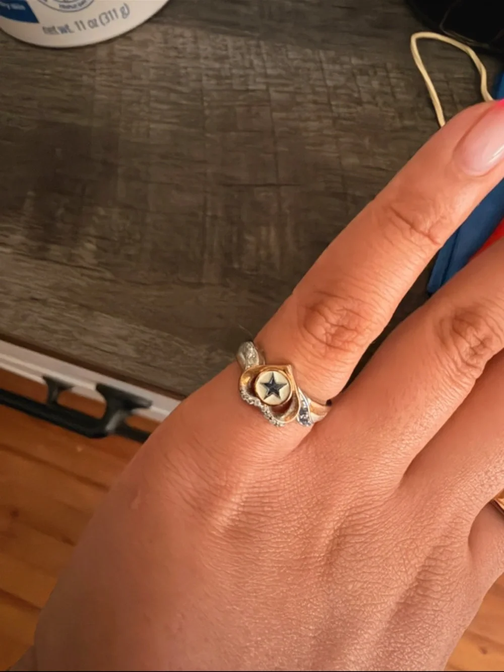Two-Tone Star Accent Women's Ring in Gold and Silver